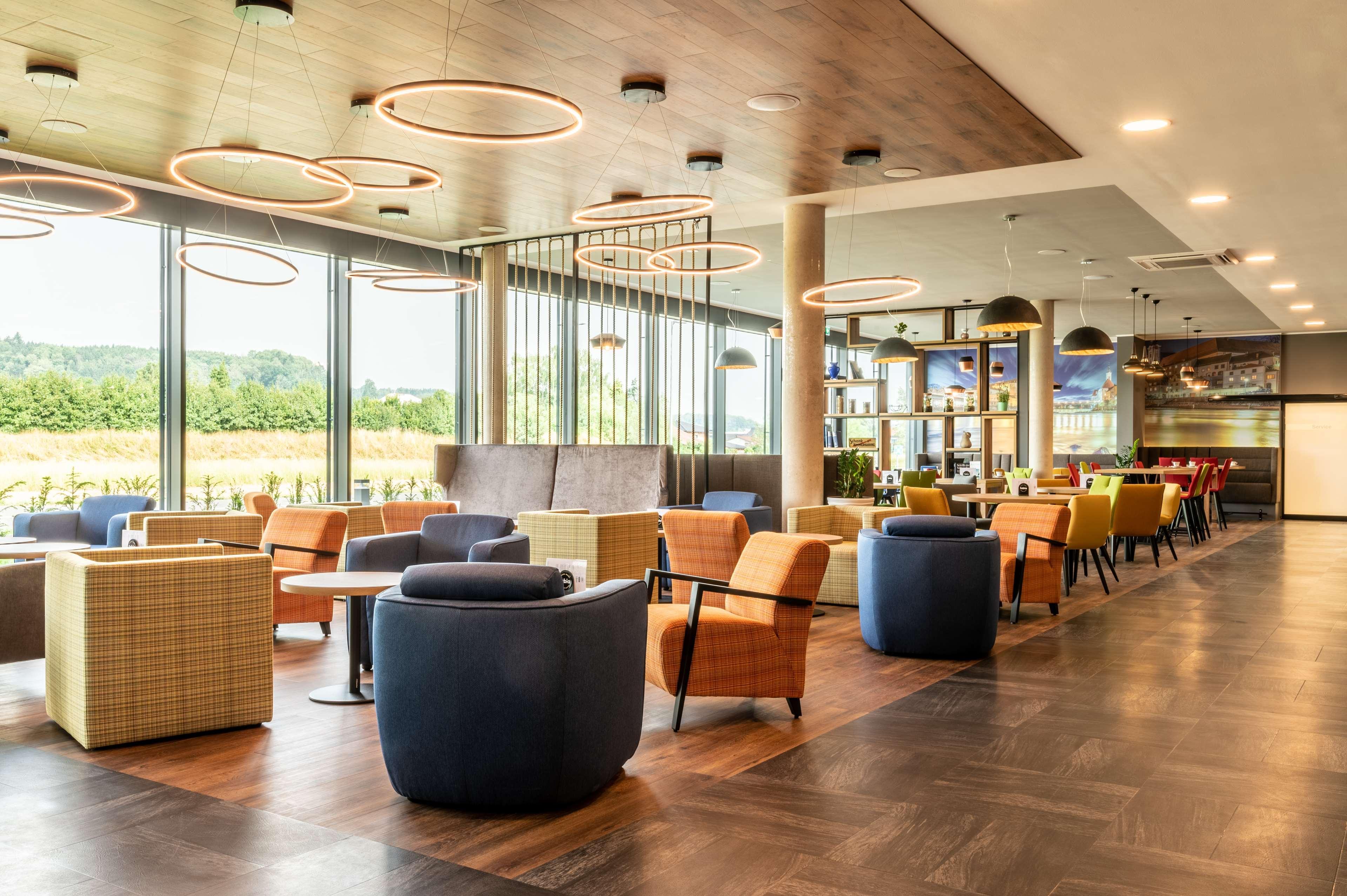 Aiden By Best Western Stadtgut Hotel Steyr - Free Parking Esterno foto